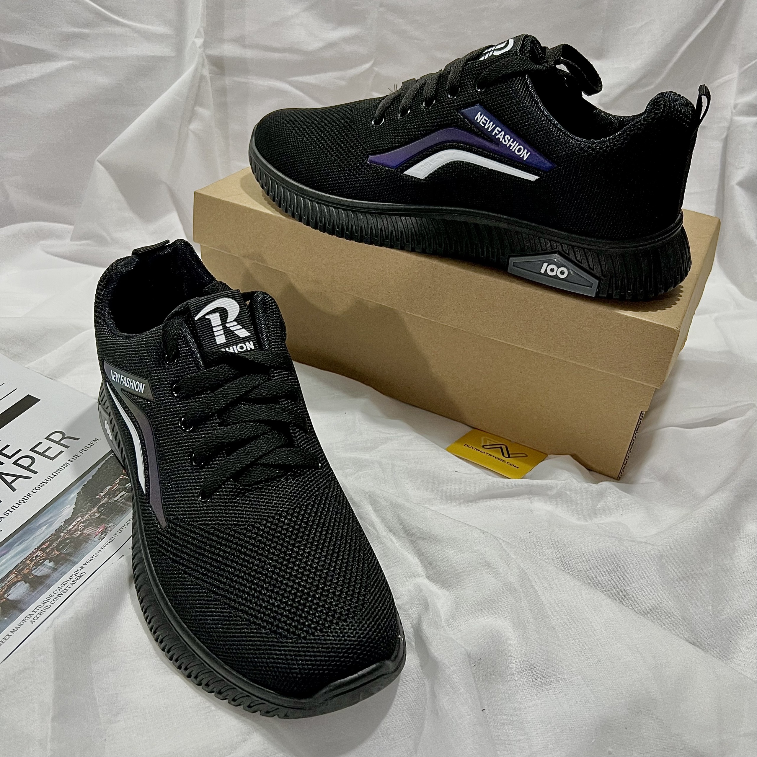 Giày Thể Thao Nam Màu Đen Thui Viền Cao Duy Nhật Store Sang Bonsai Uzzang Đẹp Độn 2cm Êm Sneaker Bata Trendy Đơn Giản