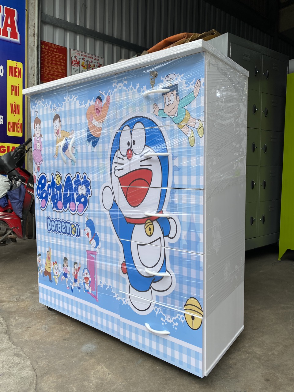 Tủ nhựa đài loan 2 cánh 5 ngăn in 3D hình  Doraemon dành cho bé