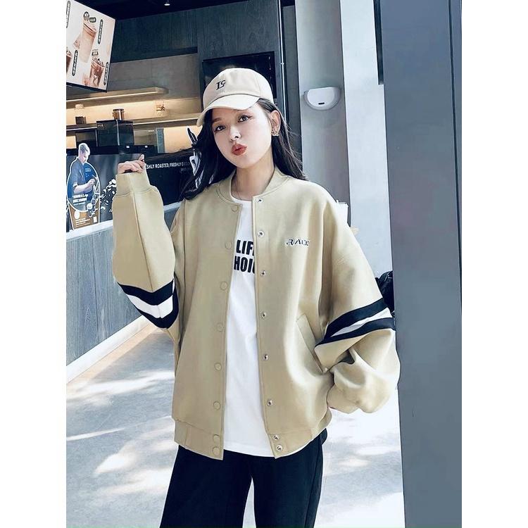 Áo Khoác Bomber nữ phối xọc tay Chất Liệu Nỉ ngoại Kèm Chữ RACK Độc lạ utt38