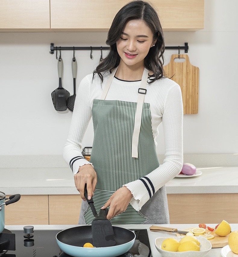 Tạp Dề Xinh Xắn Chống Thấm Nước Có Khăn Lau Bên Hông