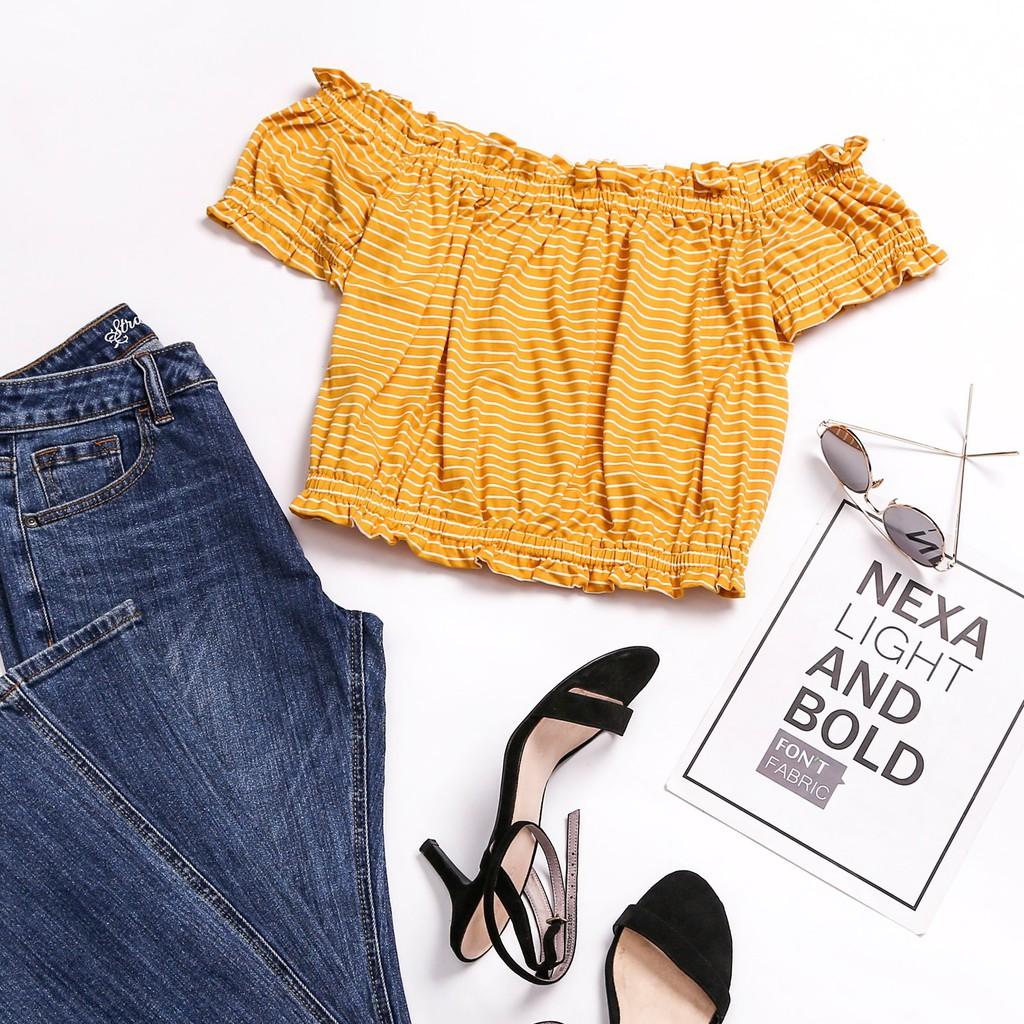 Áo Croptop trễ vai Chloe Katie sọc