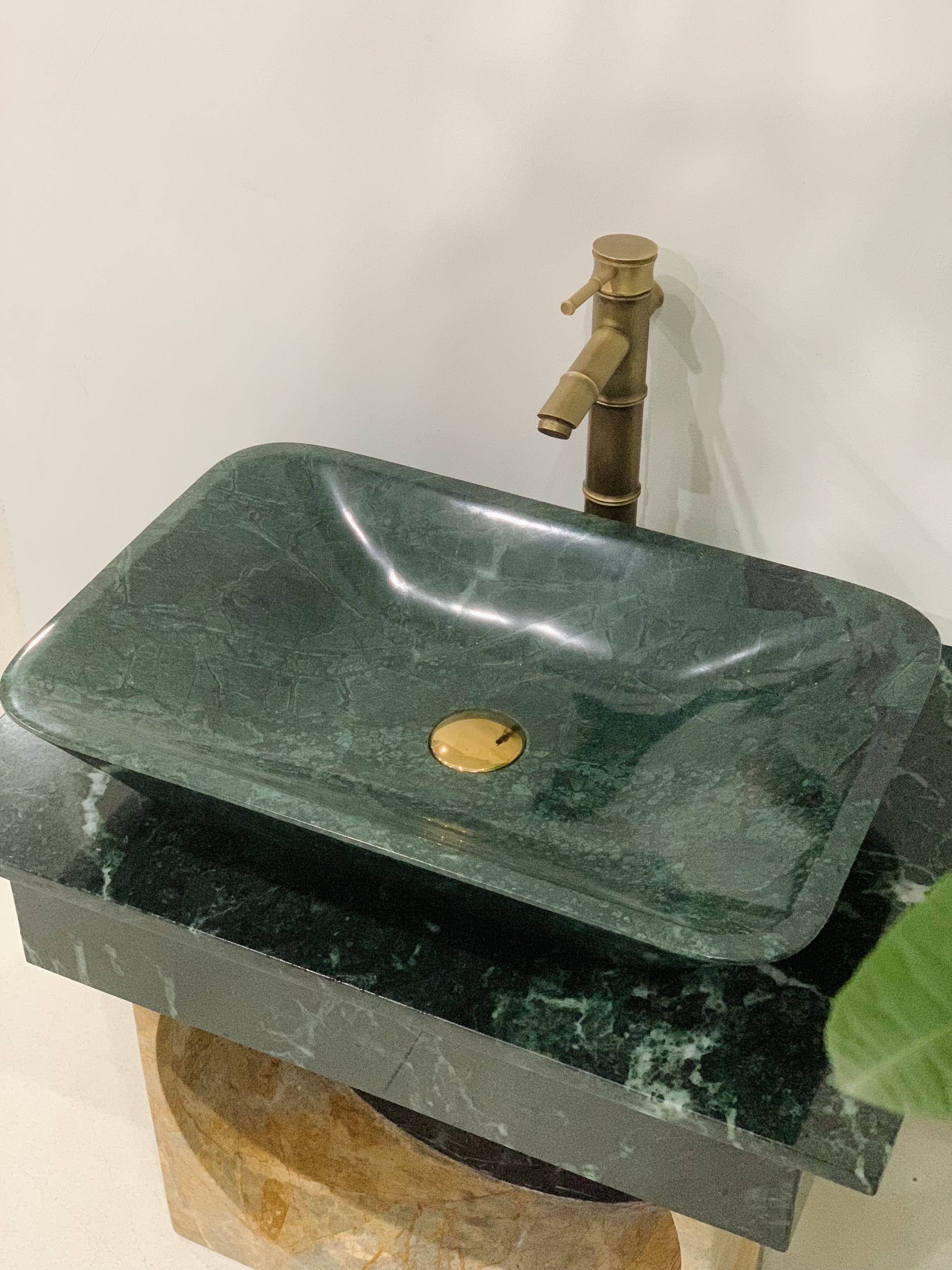 CHẬU LAVABO ĐÁ TỰ NHIÊN MÀU XANH ẤN ĐỘ BST60