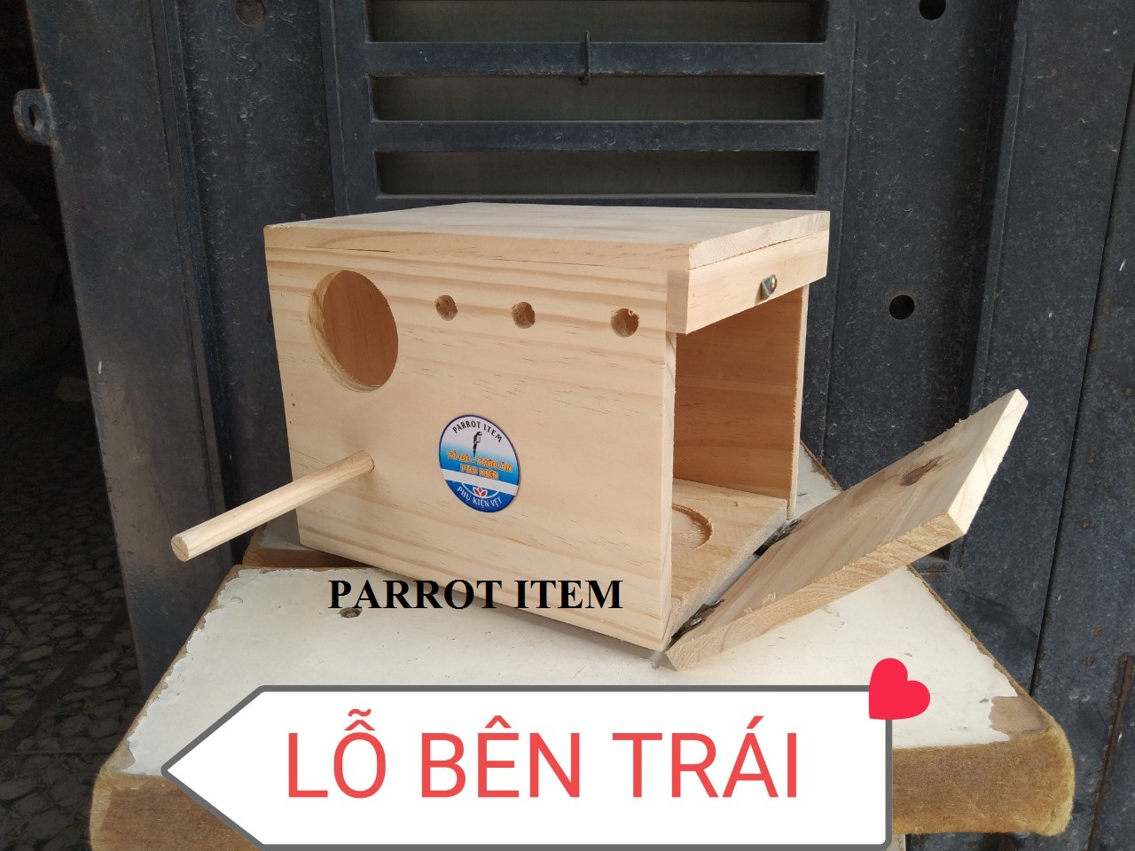 TỔ ĐẺ YẾN PHỤNG NẮP CỬA HÔNG GỖ THÔNG NGUYÊN KHỐI