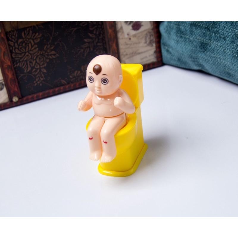 Mô hình bằng nhựa siêu ngầu siêu dễ thương cho các bạn để bàn trang trí
