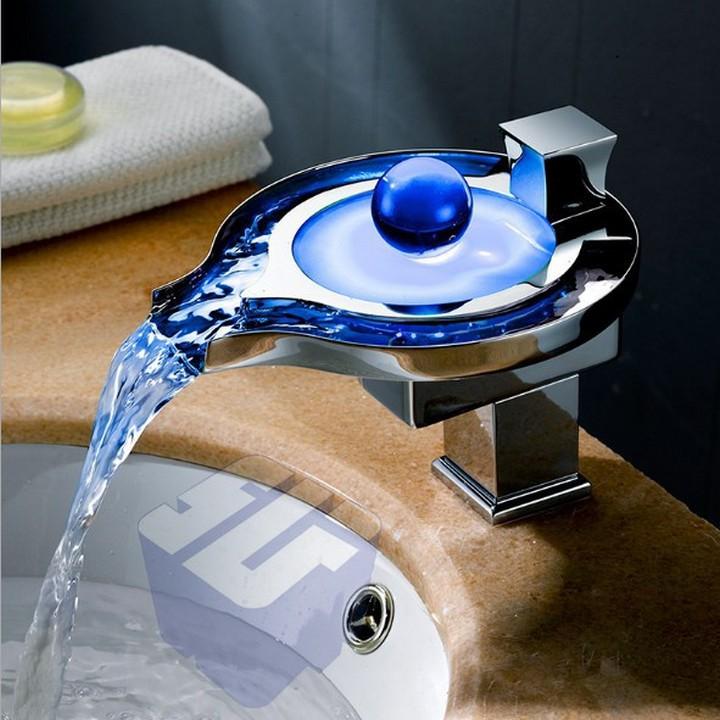 Vòi Lavabo đổi màu theo nhiệt độ chất liệu cao cấp