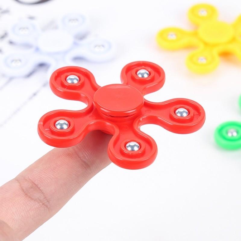 Quà tặng cho con - Game con quay spinner 5 cánh bi ( nhiều mầu)