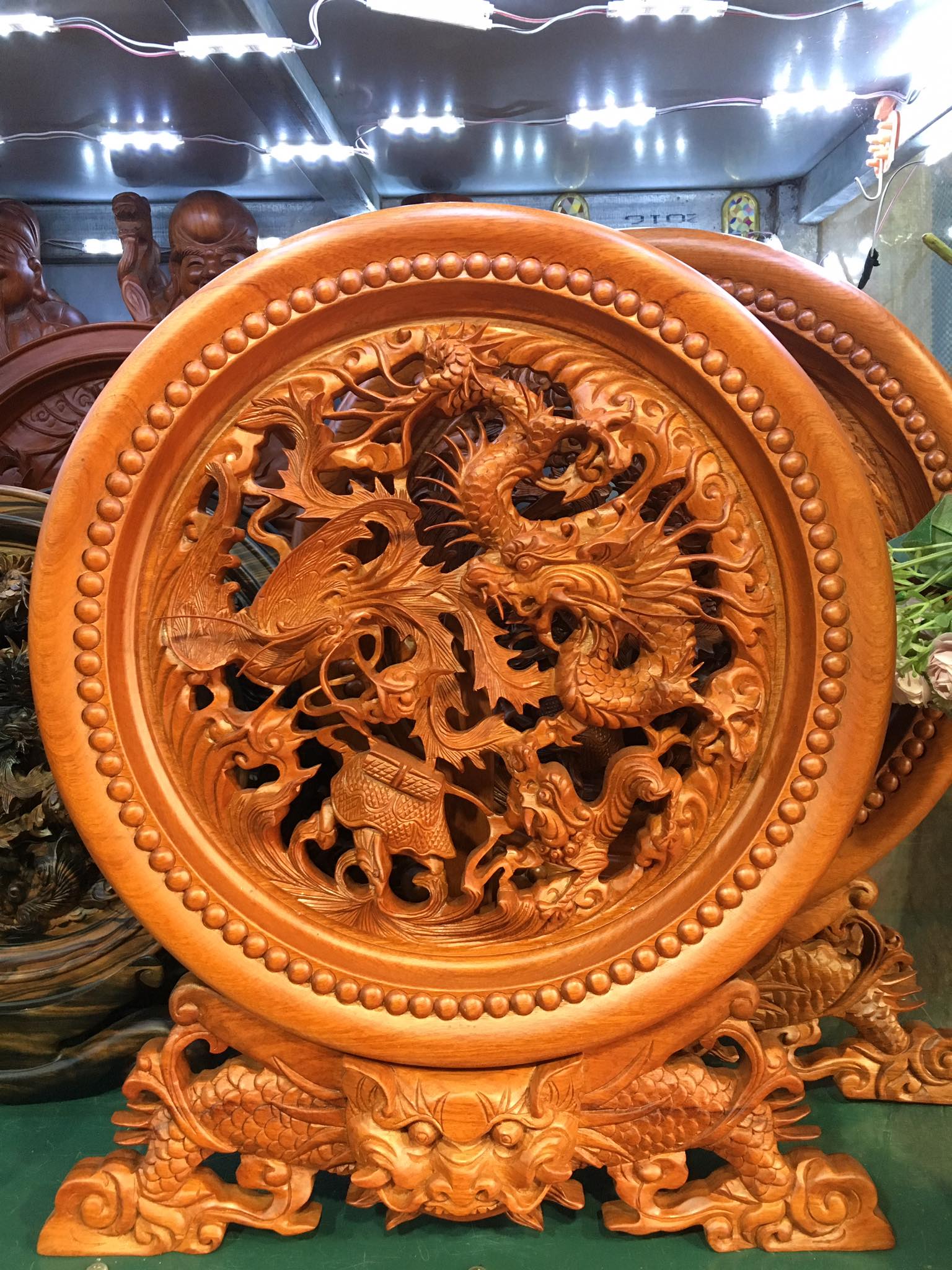 Tranh đĩa Tứ Linh đế rồng gỗ Hương hàng trạm tay cực đẹp sắc nét ( đĩa to 40cm)