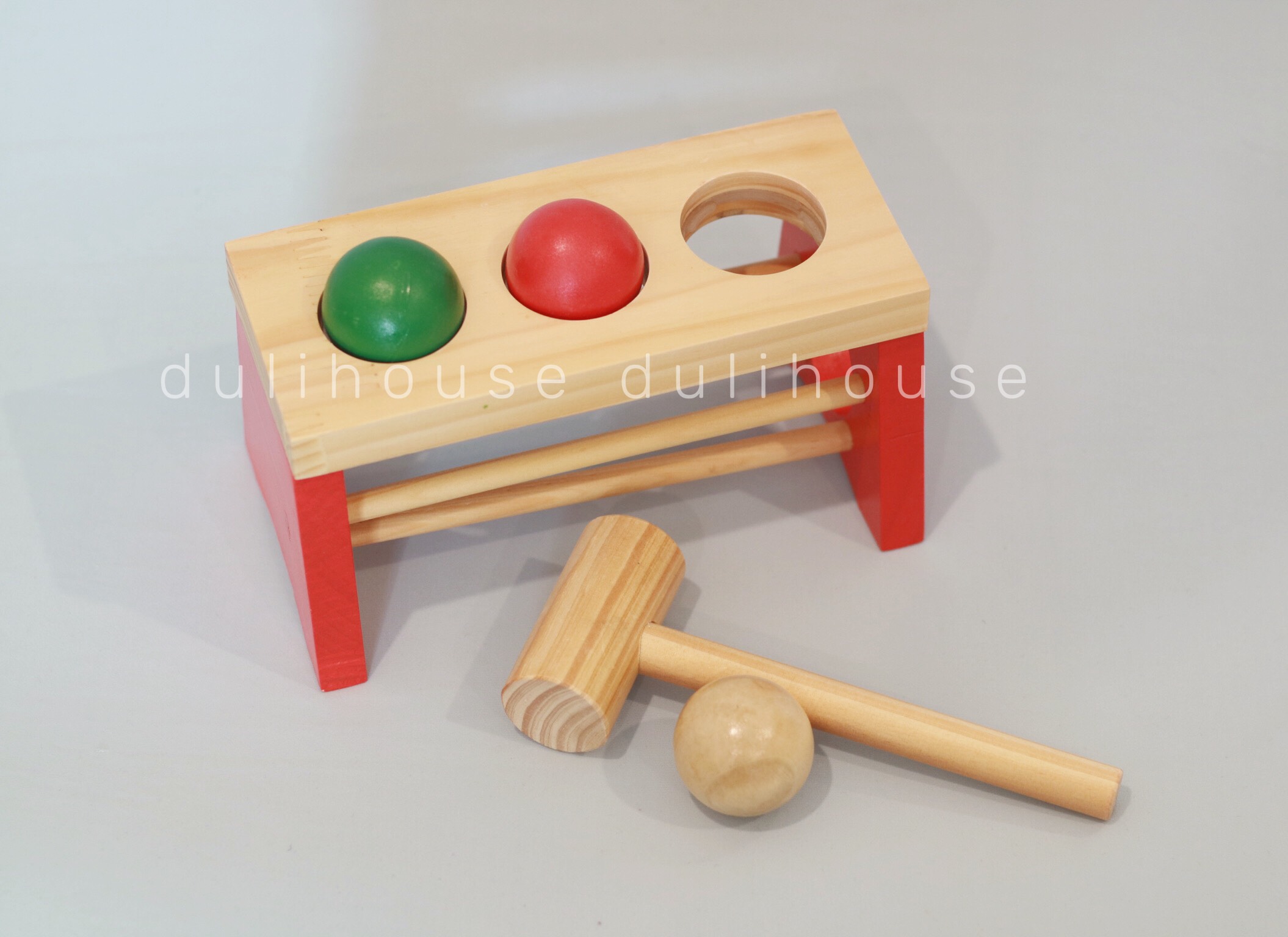 Đồ chơi gỗ cao cấp 2 tầng đập bóng, giúp bé cầm nắm dễ dàng