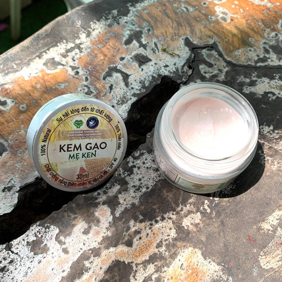 KEM GẠO THIÊN NHÊN MẸ KEN - 30ML ( Chống nắng, Dùng làm kem lót trang điểm,trắng hồng)