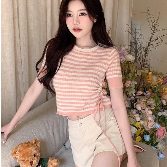 Áo len nữ Montoghi dệt kim có dây RÚT EO Quảng Châu cổ tròn cộc tay kẻ sọc phong cách trẻ trυng năng động