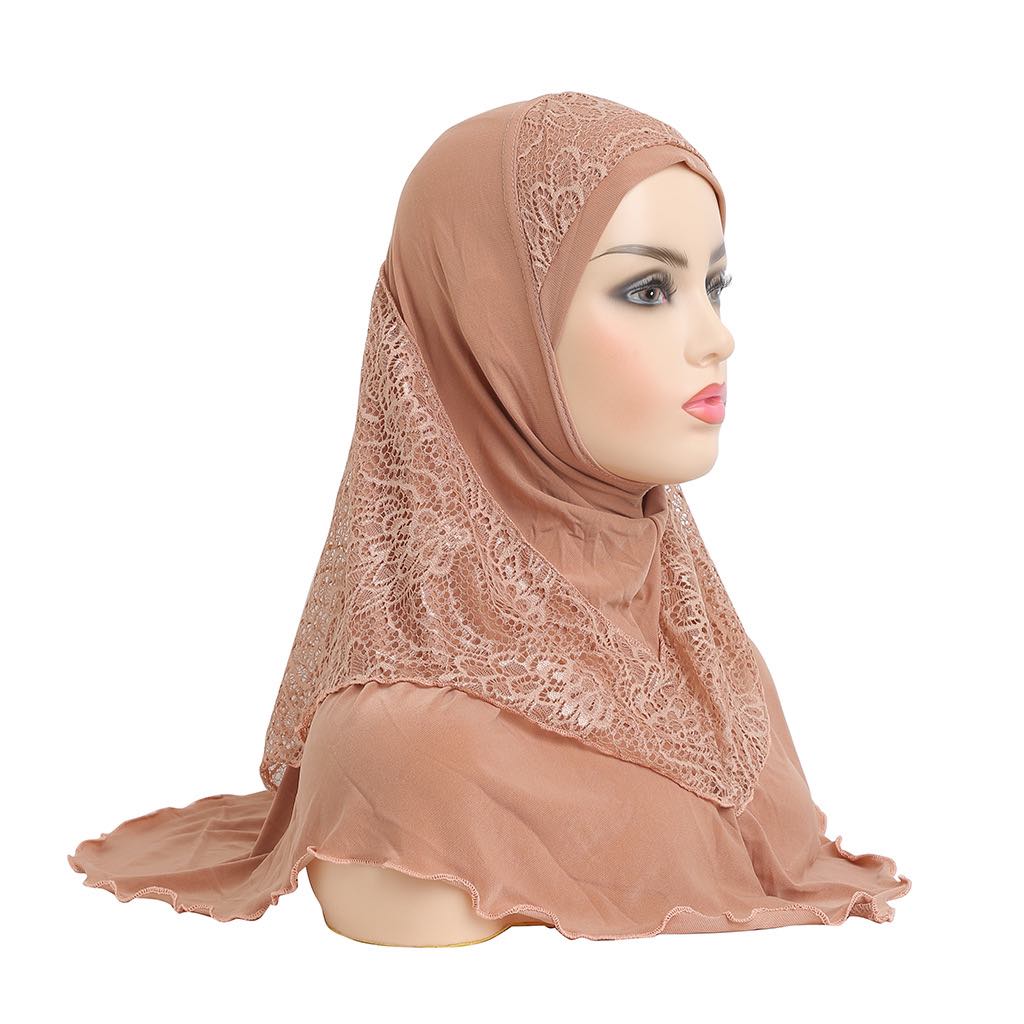 Khăn trùm đầu Hijab Đạo Hồi Malaysia Indonesia woman wearing a headscarf, head coverings