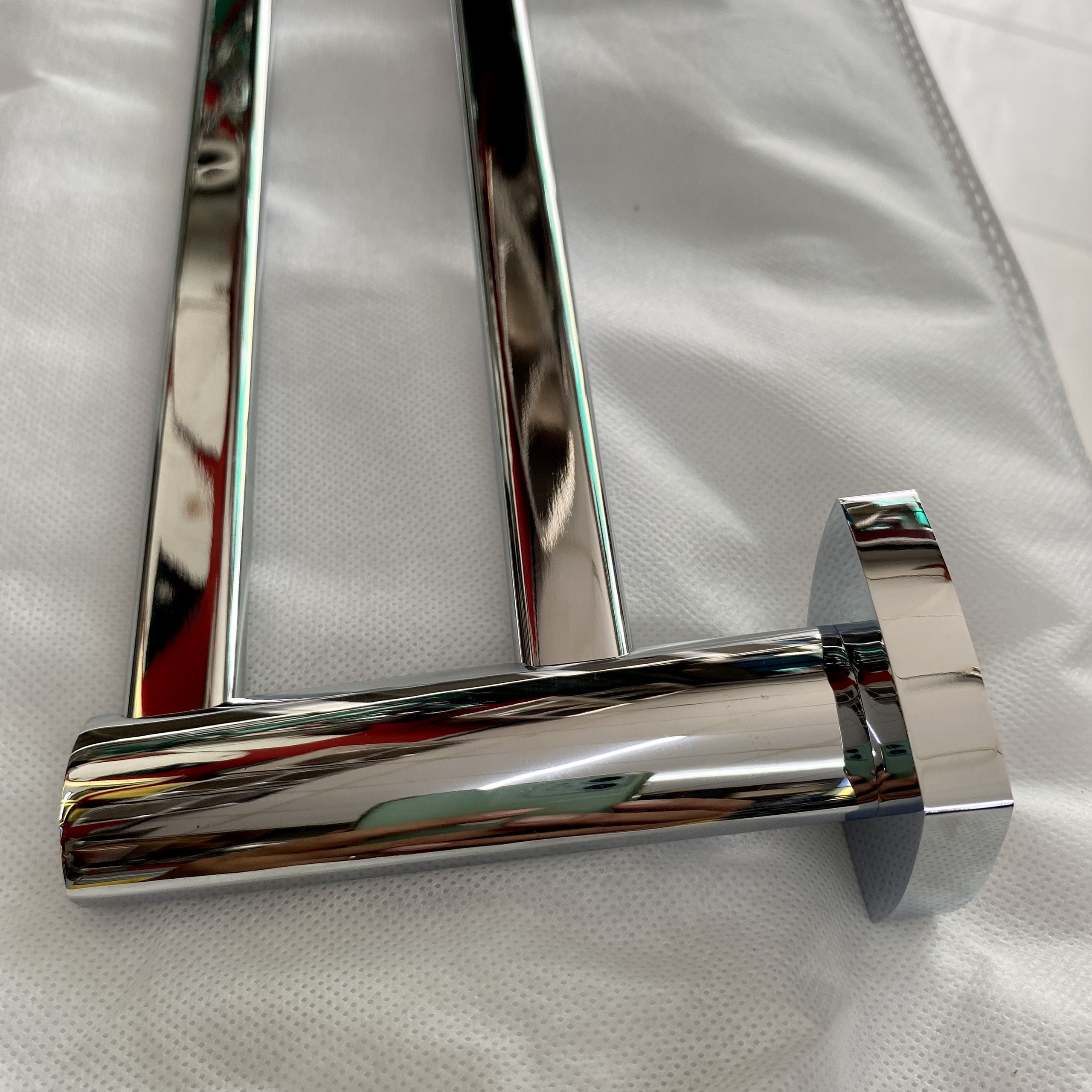 Máng khăn đôi nhà tắm inox 304 đúc đặc đánh bóng thủ công cực đẹp và sáng bóng hàng cao cấp chính hãng