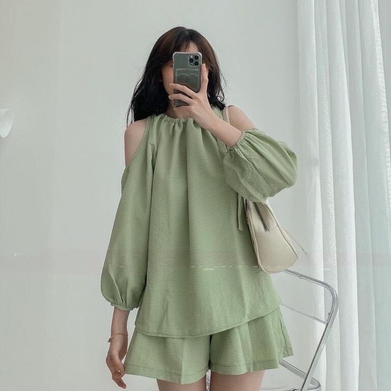 Bộ Áo Khoét Vai Dài Tay Quần Short Vải Đũi Xốp