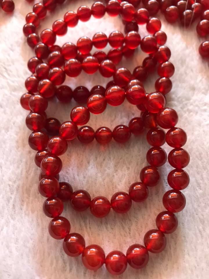 Vòng Tay ĐÁ MÃ NÃO ĐỎ TƯƠI SÁNG ĐẸP SIZE 8MM MAY MẮN NỮ MẠNG HỎA MẠNG THỔ ĐEO RẤT HỢP TỐT Ạ