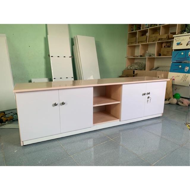 Kệ tivi nhựa đài loan ngang 160 cao 50