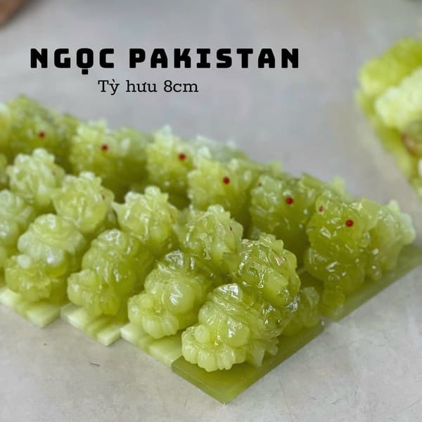 Cặp Tỳ Hưu Phong Thủy Ngọc Pakistan 8cm chất ngọc đẹp