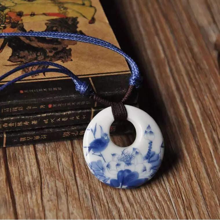 Vòng gốm đeo cổ bình an hàng có sẵn