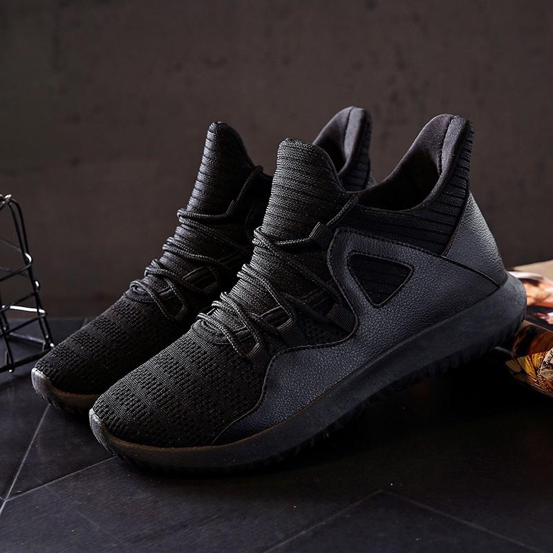 Stylish sleek ultra-lightweight sports shoes for men