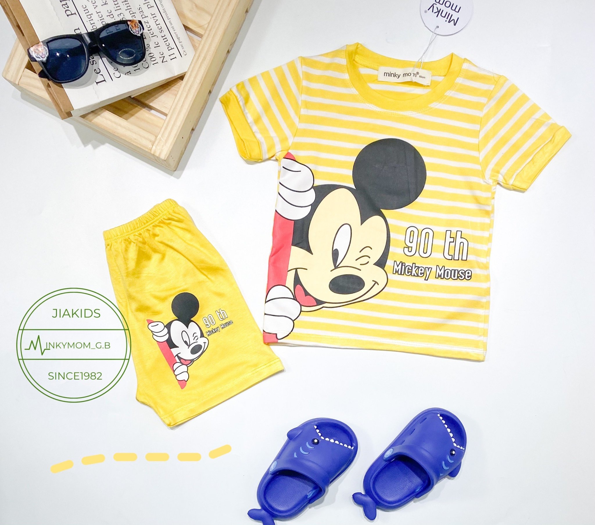 Bộ Quần Áo Bé Gái, Bé Trai Minky Mom Vải Thun Lạnh Mickey Snoopy Kẻ Sọc, Bộ Cộc Tay Cho Bé Mặc Nhà