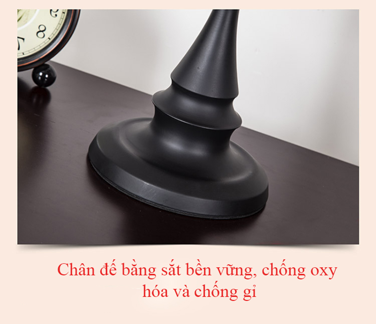 Đèn Để Bàn Hoàng Gia DN-300, Đèn Phòng Ngủ - Đèn Trang Trí Phòng Ngủ Đẹp, Phong Cách Nội Thất Phòng Ngủ Sang Trọng & Đẳng Cấp, Ánh Sáng Êm Dịu & Ấm Áp.