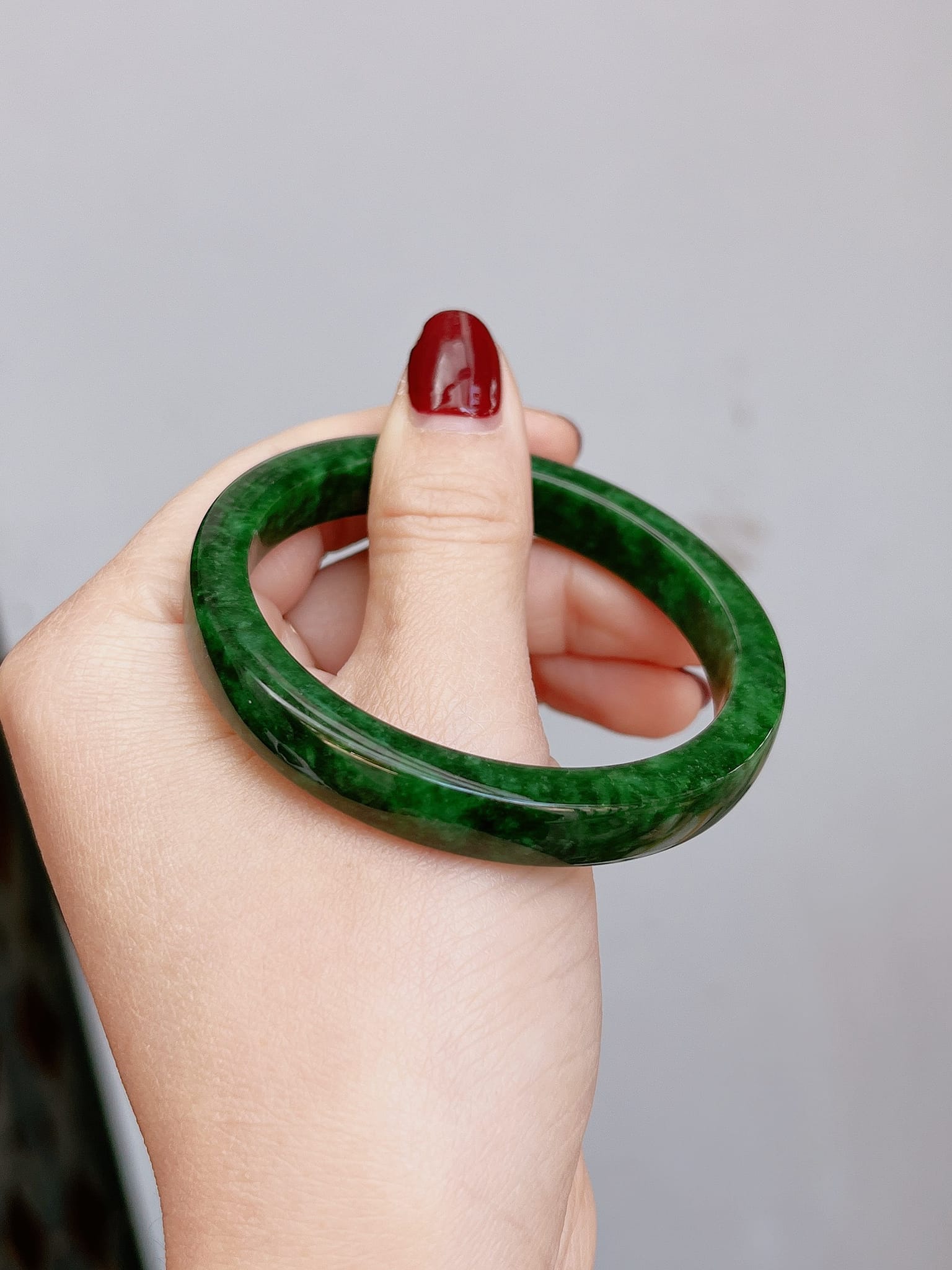 Vòng bản ngọc cầm thạch Jadeite