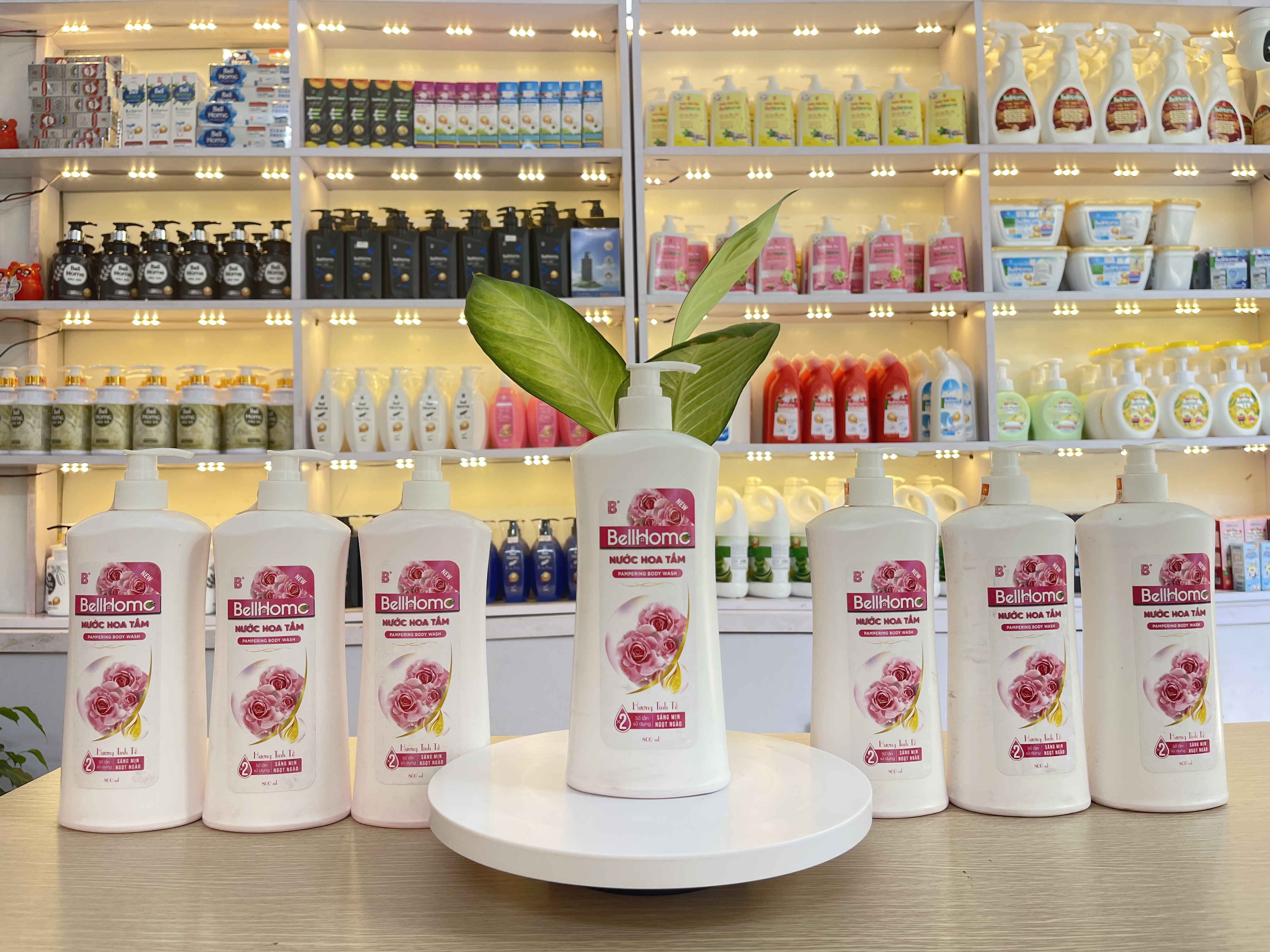 Nước Hoa Tắm Bell Home 800G