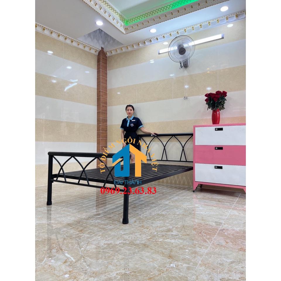 Giường sắt đan chéo 1m2x2m Đại Thành