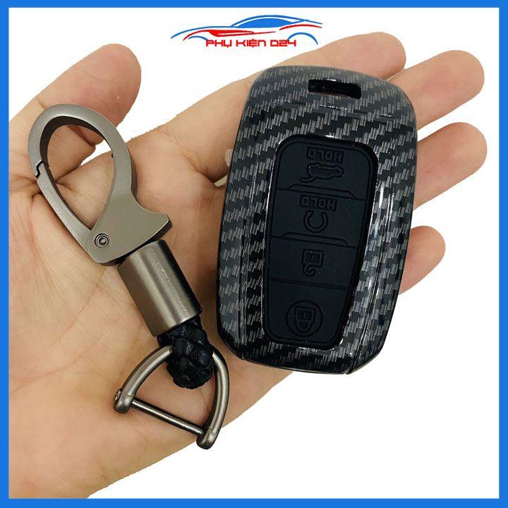 Ốp chìa khóa vân cacbon Seltos 2022-2023 4 nút kèm móc khóa