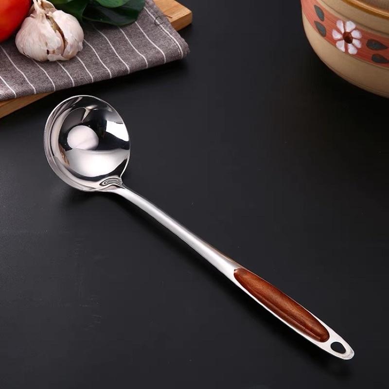 Muôi, Vá Múc Canh CAO CẤP, CÁN CÁCH NHIỆT VÂN GỖ SANG TRỌNG