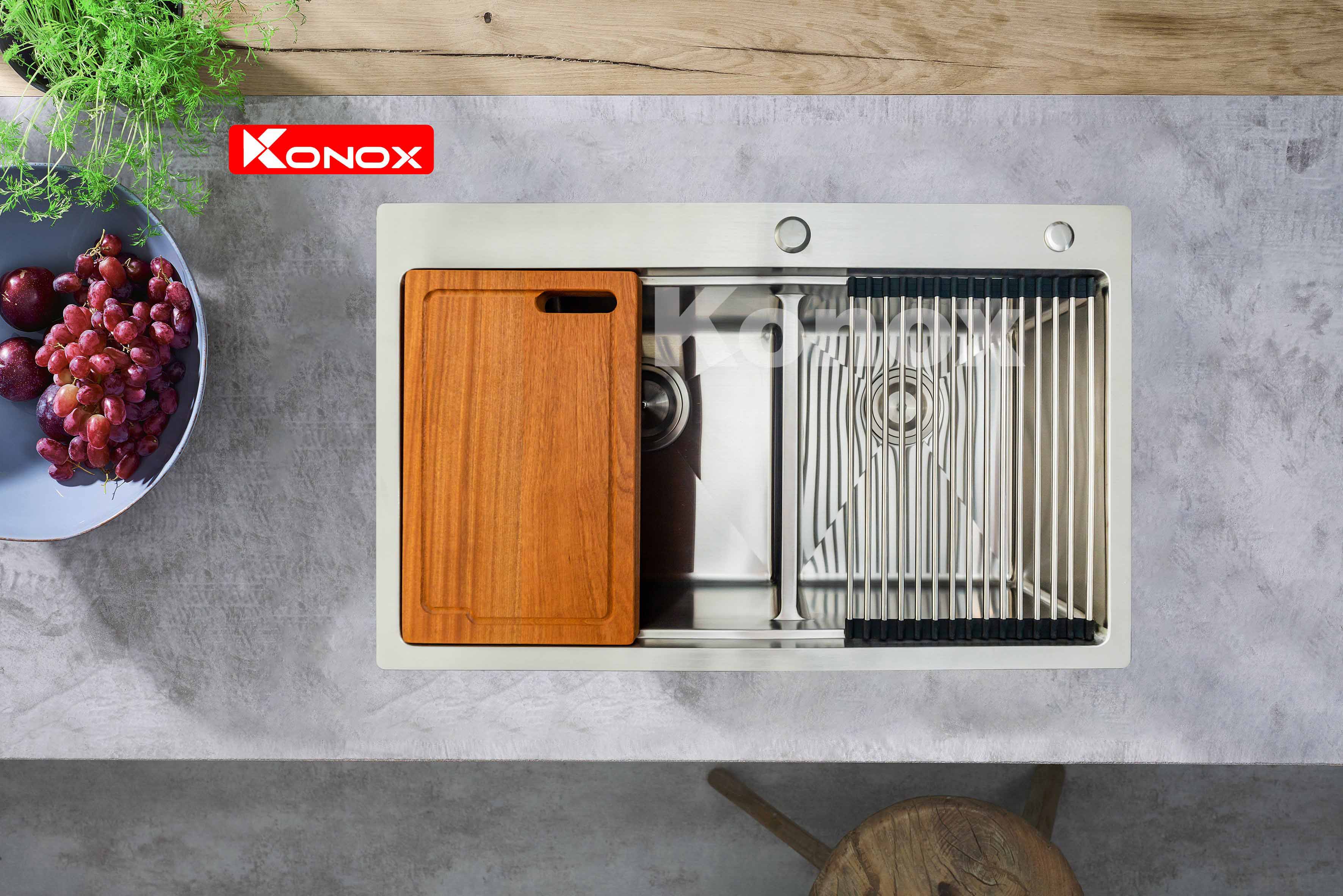 Chậu rửa bát Konox, Topmount Series, Model KN8250TD, Inox 304AISI tiêu chuẩn châu Âu, Hạ bậc tích hợp, 820x500x228(mm), Hàng chính hãng