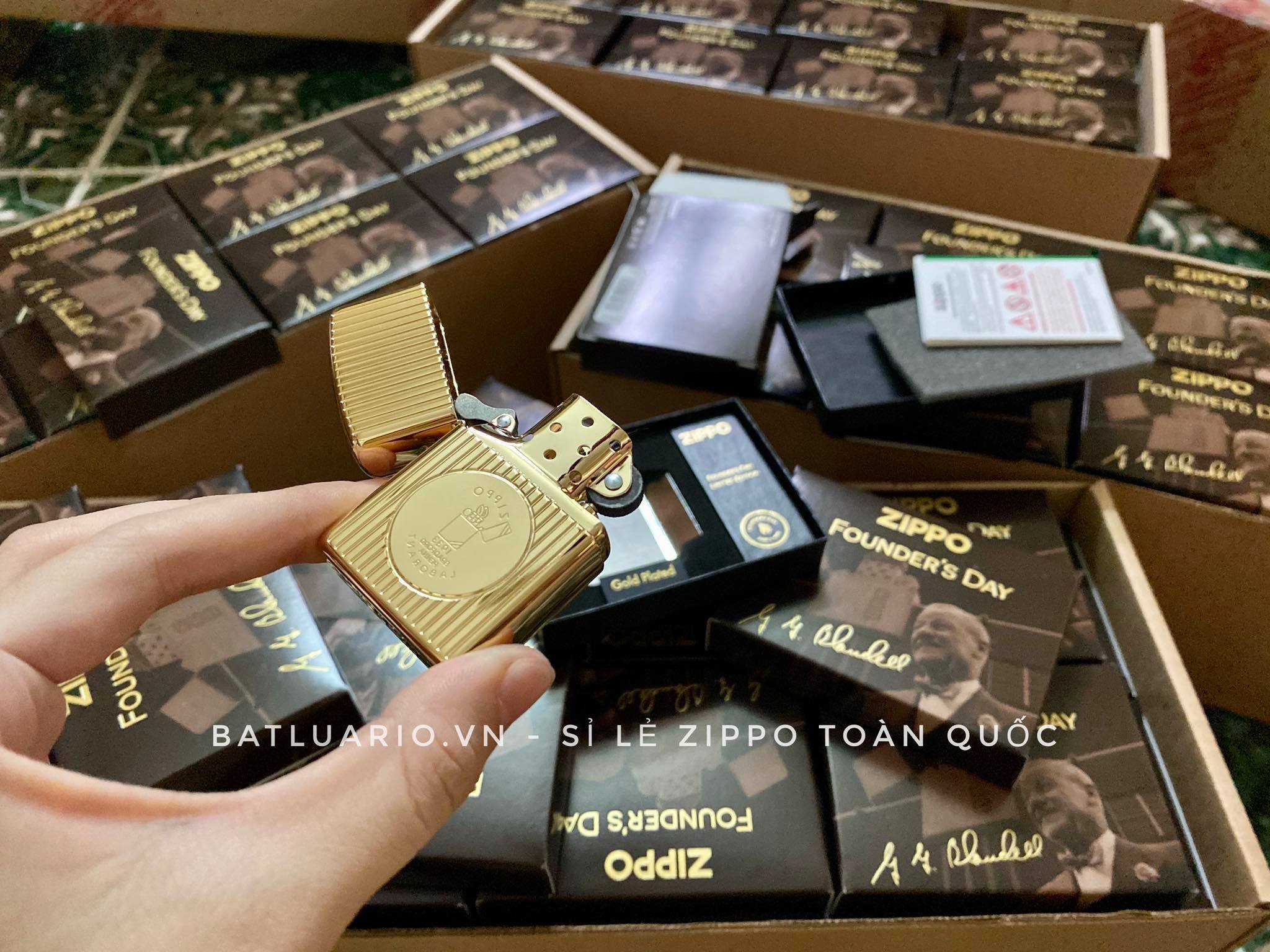 Bật Lửa Zippo 49631 – Zippo Founder’s Day 2021 Gold Plated Edition