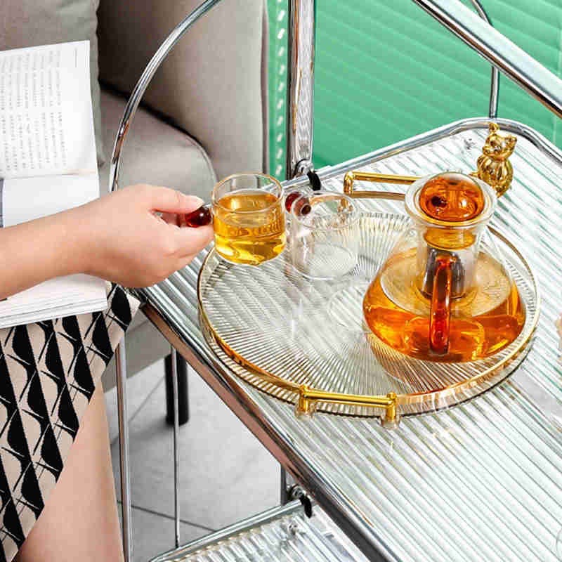 Khay đựng đồ hình tròn có tay cầm viền vàng sang trọng chất liệu nhựa Acrylic cao cấp