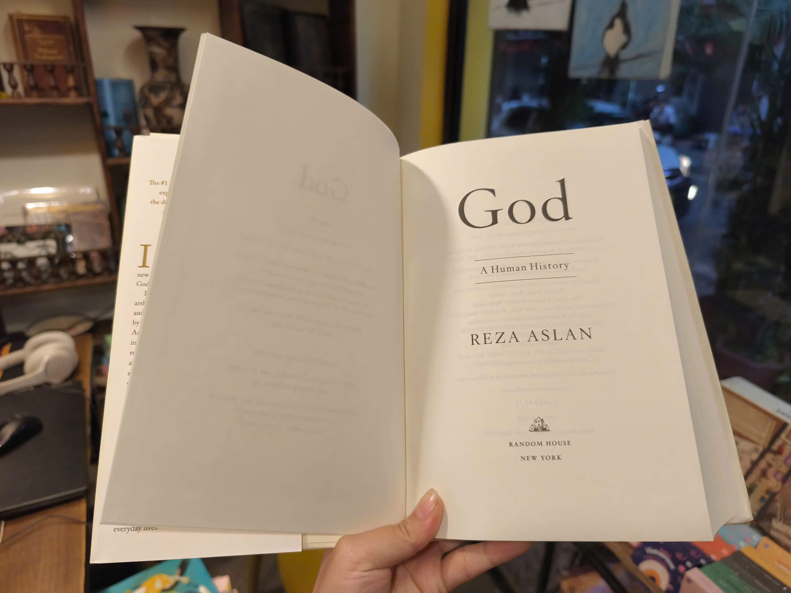 Sách - God: A Human History by Reza Aslan - NEW YORK TIMES BESTSELLER