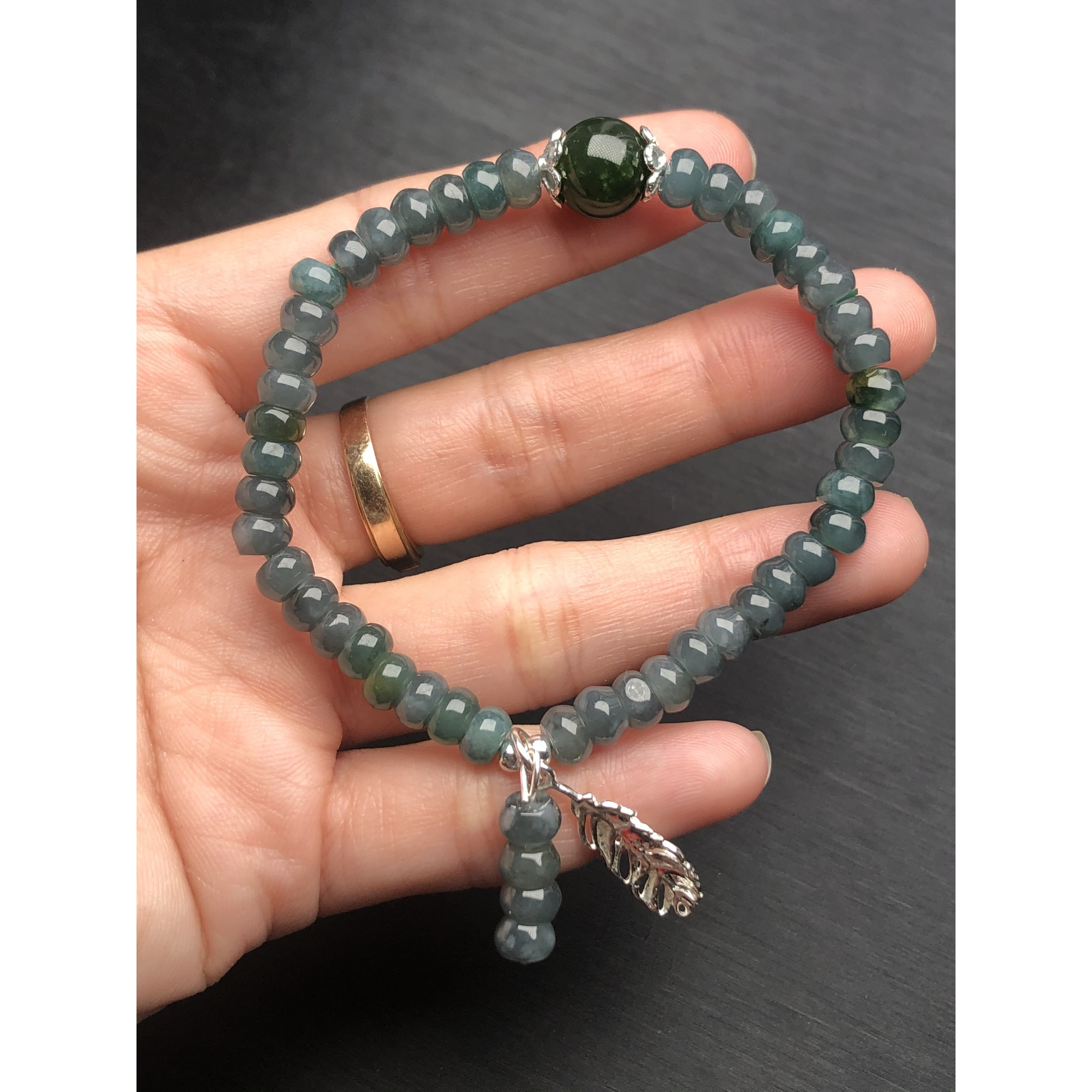 Vòng tay đá ngọc cẩm thạch mix hạt đá diopsite 10mm + charm bạc
