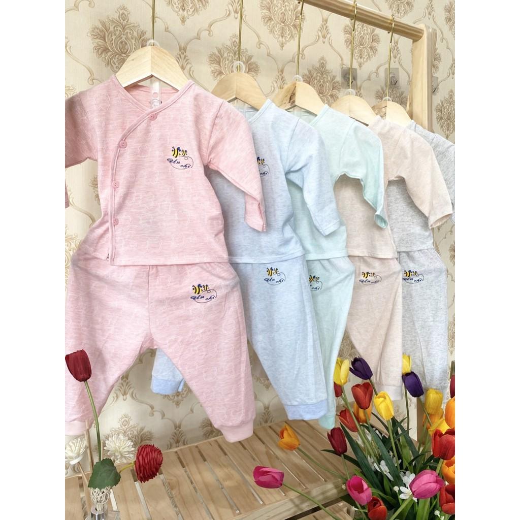 Bộ dài tay sơ sinh Unchi cotton thông hơi cho bé