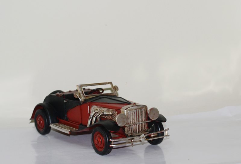 Mô hình xe ô tô Cổ kim loại trưng bày/ Vintage Metal Car Handmade Decoration (1810D-1114)