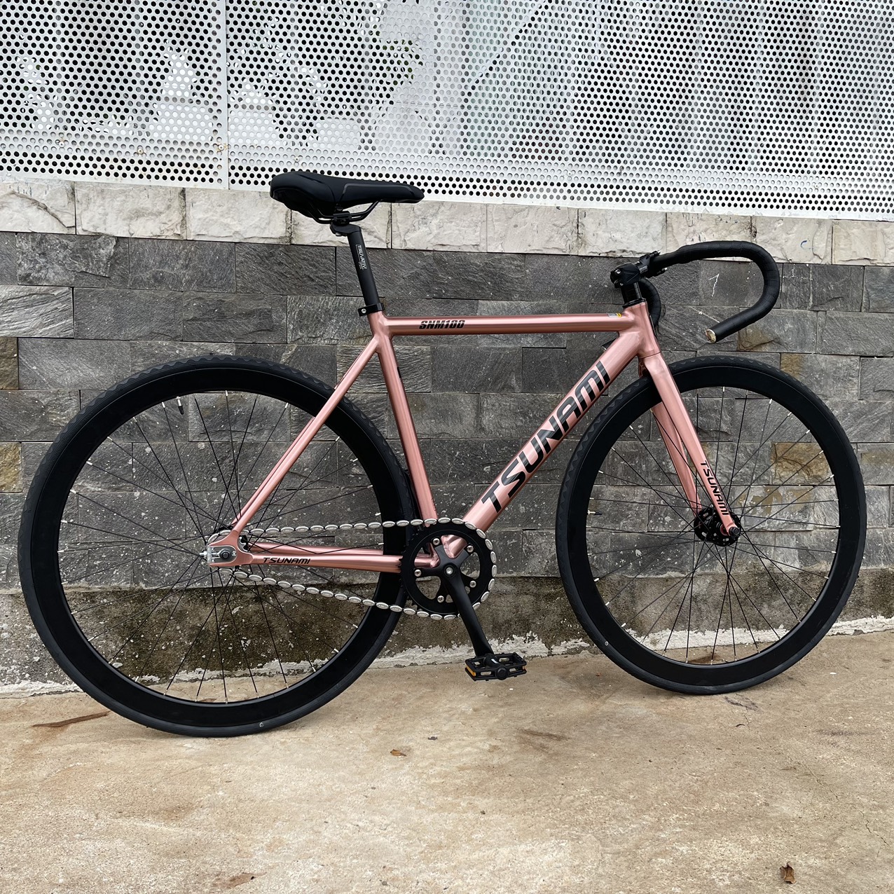 Xe đạp fixed gear TSUNAMI SNM100 cơ bản - Màu Rose gold