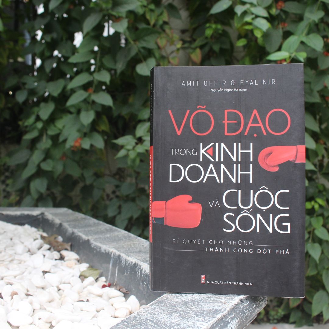 Combo sách Làm Chủ Tài Chính, Làm Chủ Cuộc Đời: Đầu Tư Hiệu Quả + Những Sát Thủ Hàng Loạt Trong Giới Tài Chính +Tư Duy Phi Đối Xứng + Võ Đạo Trong Kinh Doanh Và Cuộc Sống + Giá Trong Chiến Lược Kinh Doanh TB (MinhLongBooks)