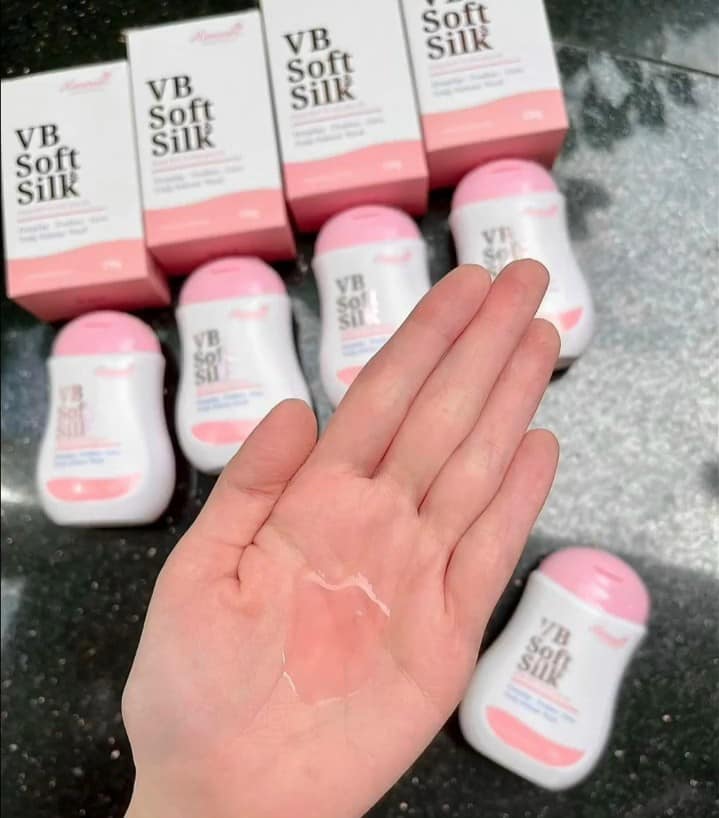 Dung Dịch Vệ Sinh Phụ Nữ Hanayuki VB Soft Silk