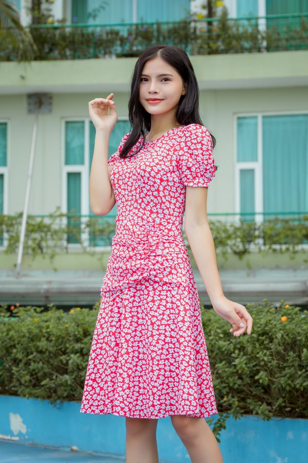 Váy xòe xếp bèo hoa cúc màu đỏ EV22