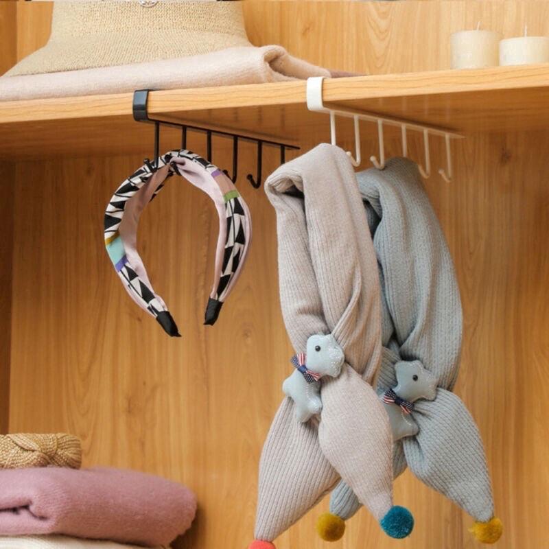 Giá 6 móc treo đồ đa năng gắn cài kẹp dưới tủ kệ bếp quần áo để cốc ly Hàng Cao Cấp