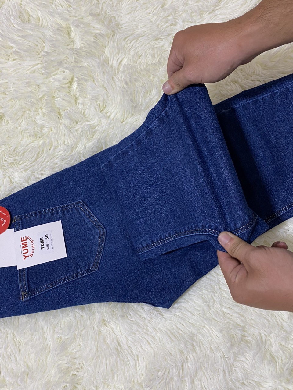 Quần dài jean nữ rách gối  có size 26-31. Vải dày và co giãn. YUME JEAN BIGSIZE