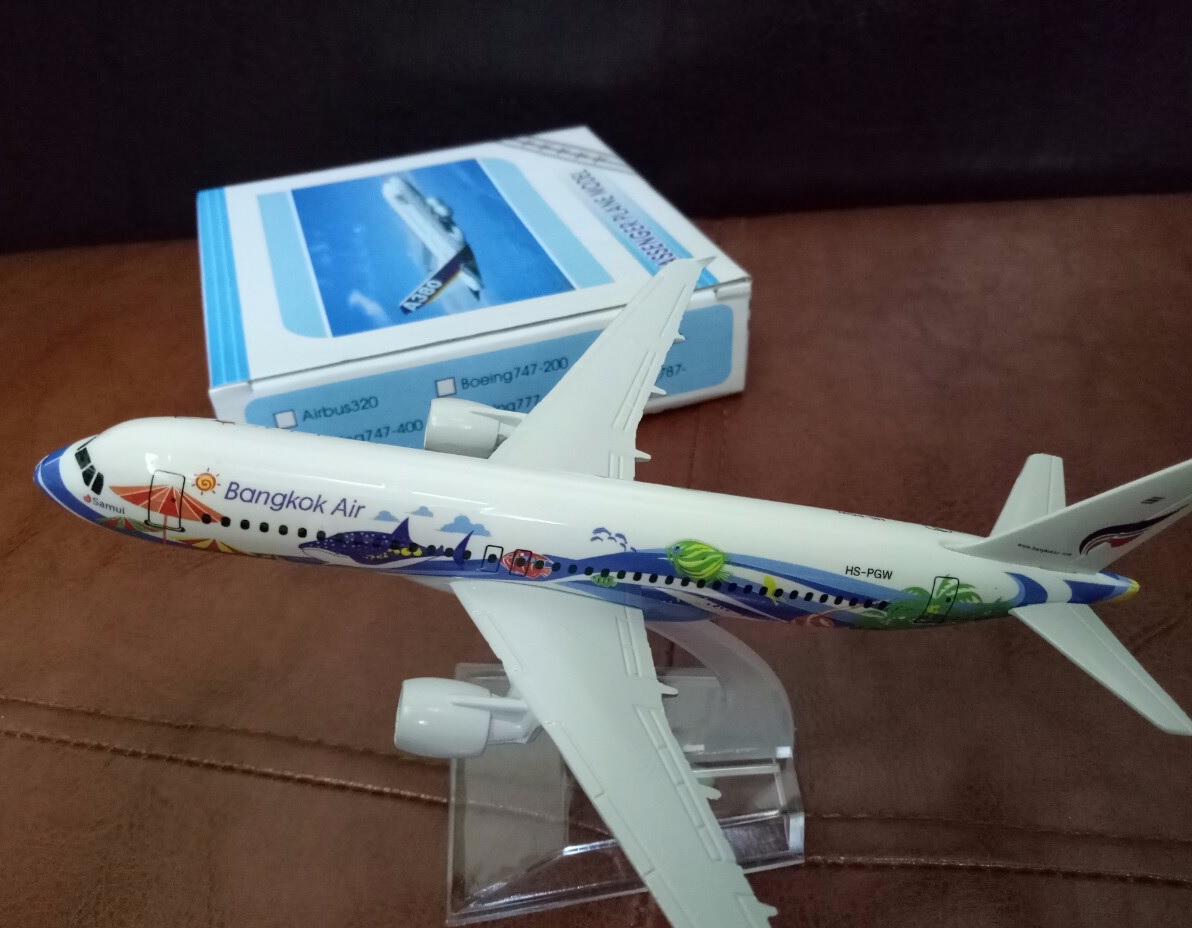 Mô hình máy bay tĩnh A320 Bangkok 16cm