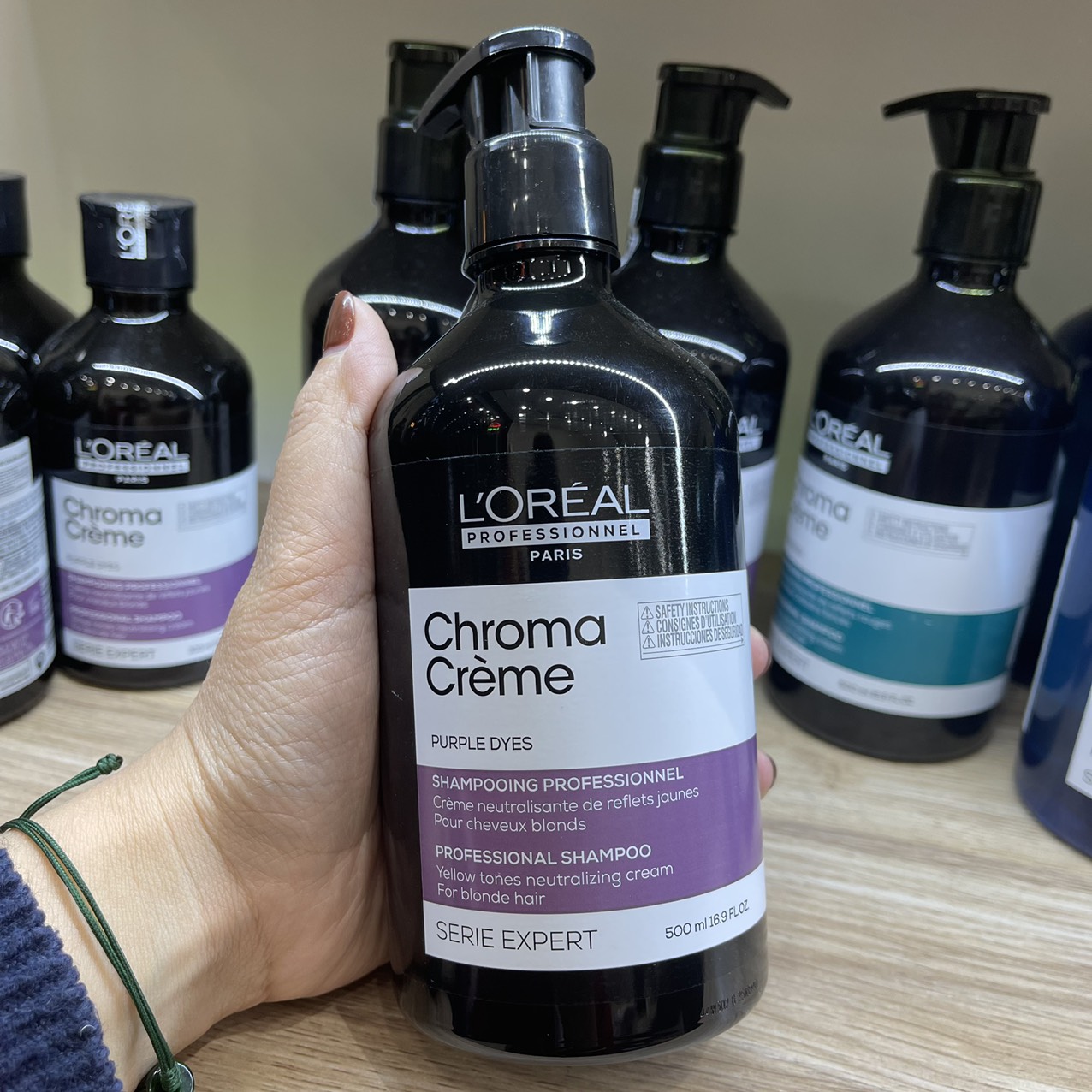 DẦU GỘI TÍM TRUNG HÒA ÁNH SẮC VÀNG DÀNH CHO TÓC TẨY LOREAL CHROMA CRÈME SHAMPOO