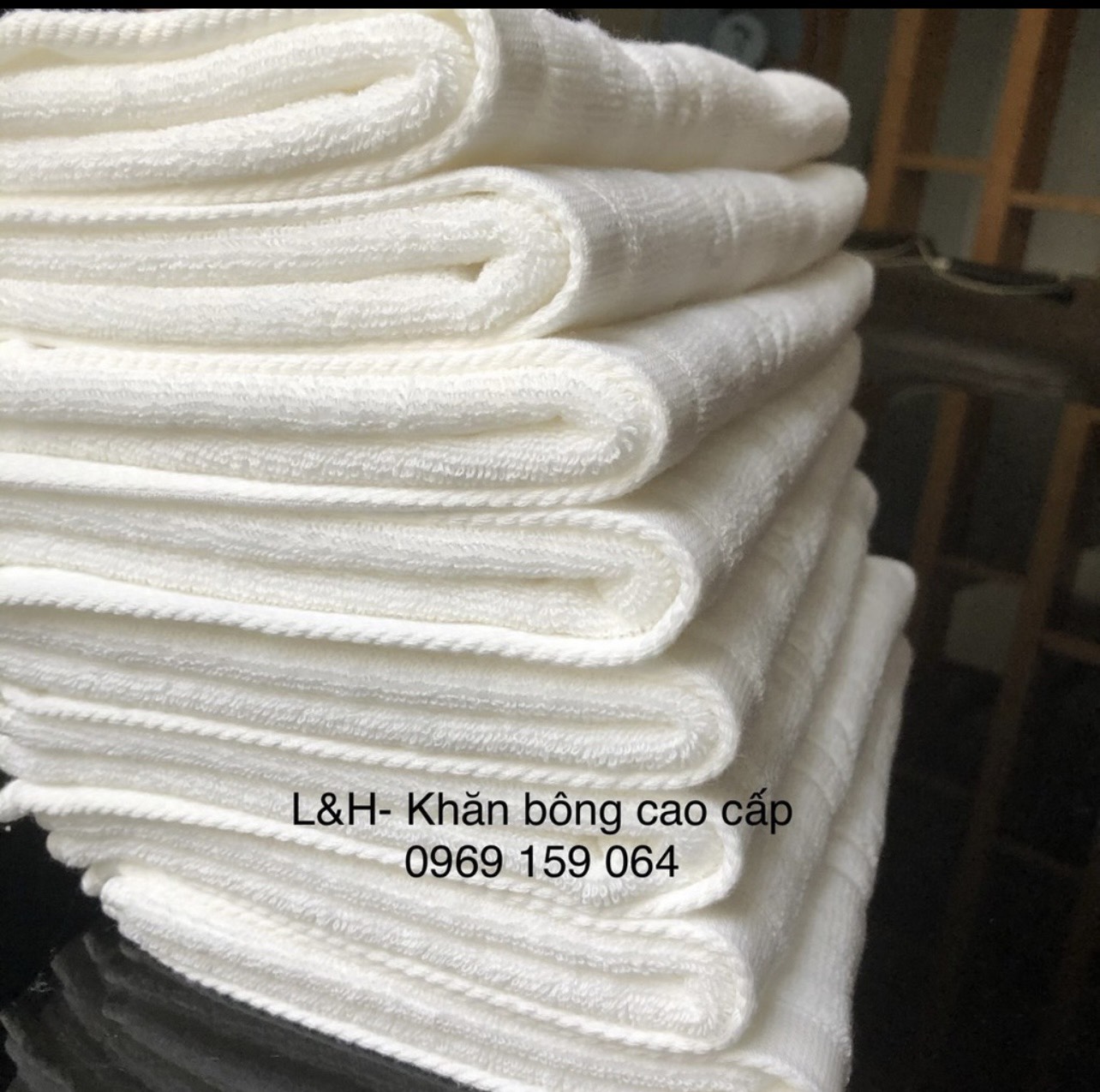 Khăn lau đầu khách sạn 40x80cm, nặng 180g