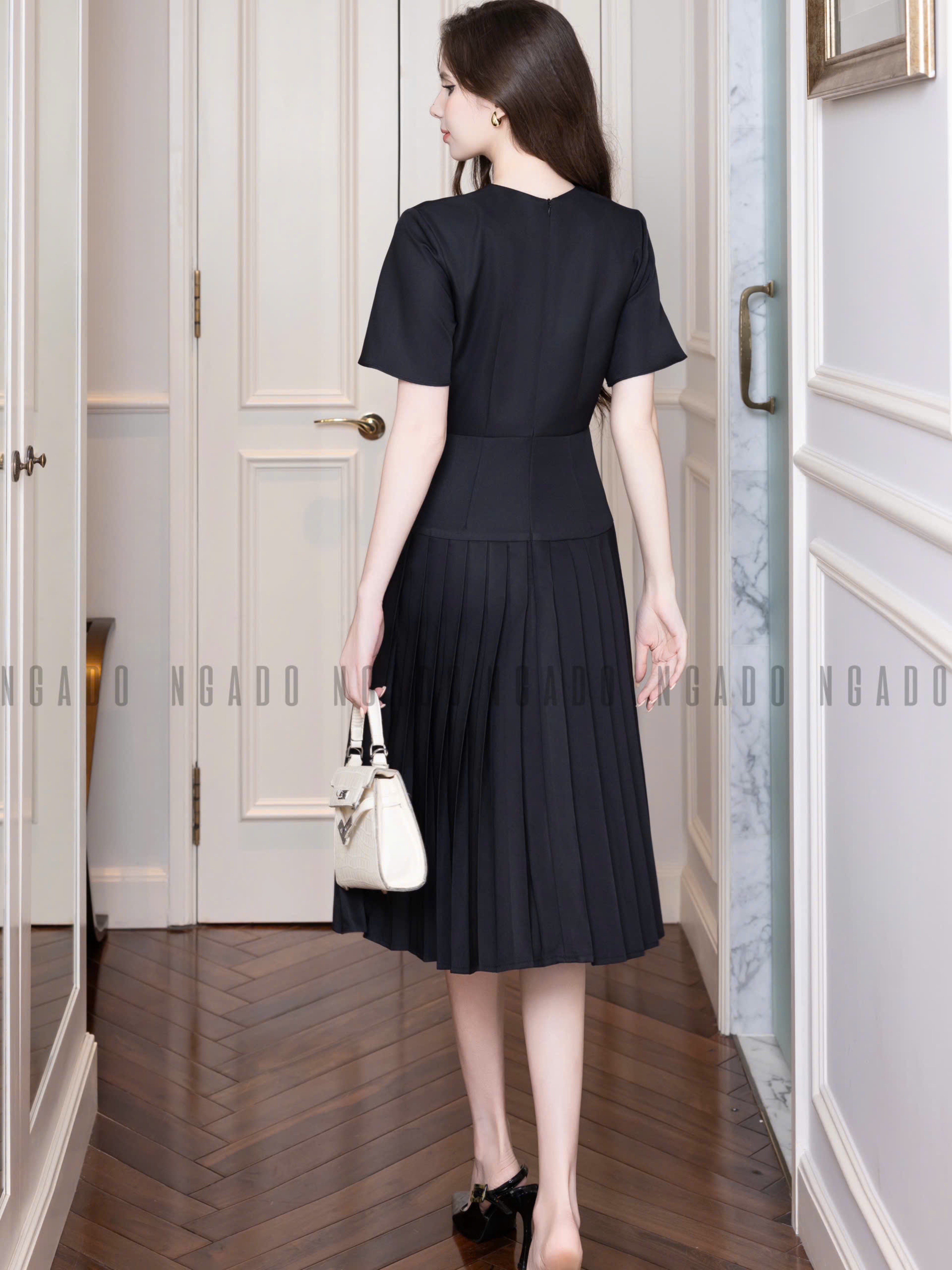 Đầm đen cổ vuông xếp ly NGADO , đầm dài , đầm kiểu Nữ , đầm dự tiệc , công sở