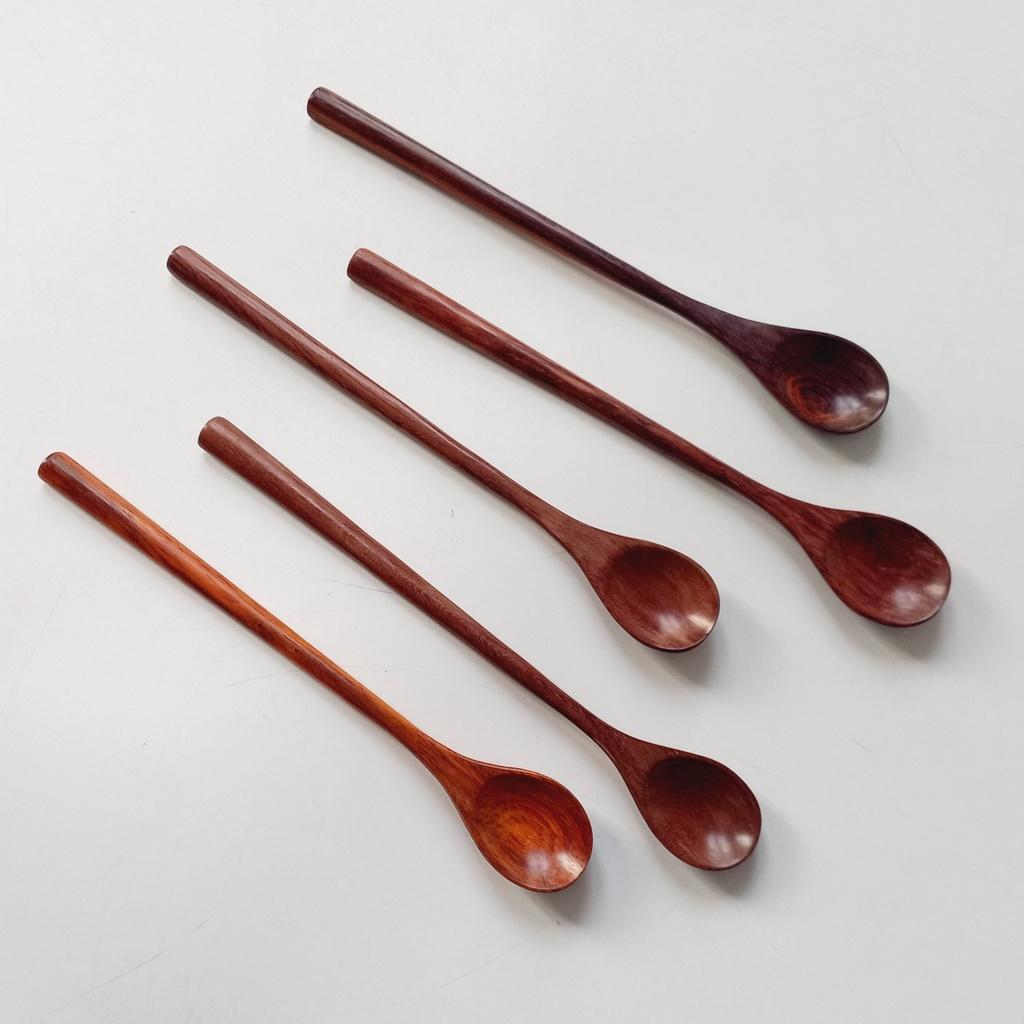 Thìa Gỗ Trắc Đỏ Cỡ 19.5 cm Khuấy Sinh Tố, Cà Phê, Thìa Trang Trí, Phụ Kiện Nhà Bếp