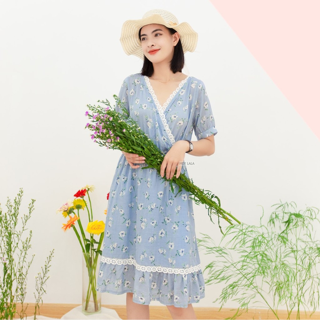 Đầm nữ họa tiết hoa phong cách Hàn Quốc