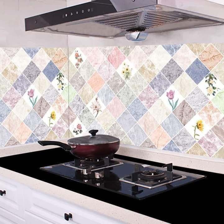 Cuộn giấy, decal dán bếp, dán tường hoa văn giả gạch độc đáo thiết kế sang trọng, chống thấm nước, chịu nhiệt, chống bám bẩn dầu mỡ cho tường nhà bạn