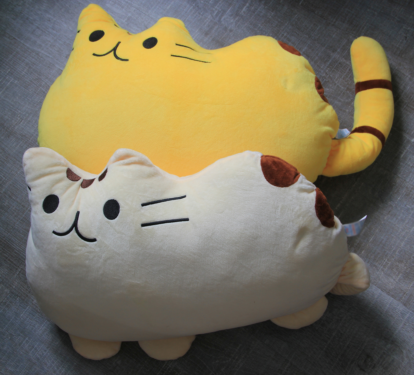 Thú Nhồi Bông/ Gấu Bông Mèo Pusheen Siêu Mềm 50 cm (Tặng kèm móc khóa da bò thật màu ngẫu nhiên) BA00159